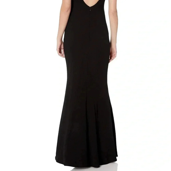 Calvin Klein Black Halter Neck Crepe Gown Size 6 - Picture 6 of 10